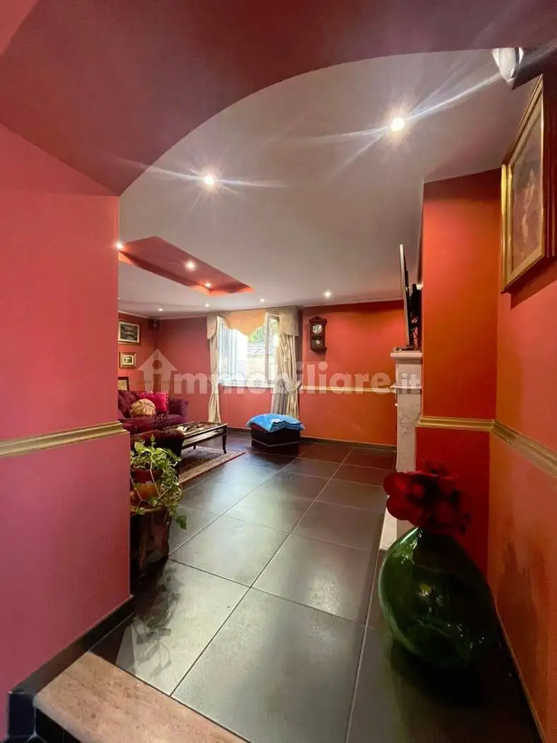 Villa unifamiliare viale dei Tulipani, Pinetamare, Castel Volturno - foto 2