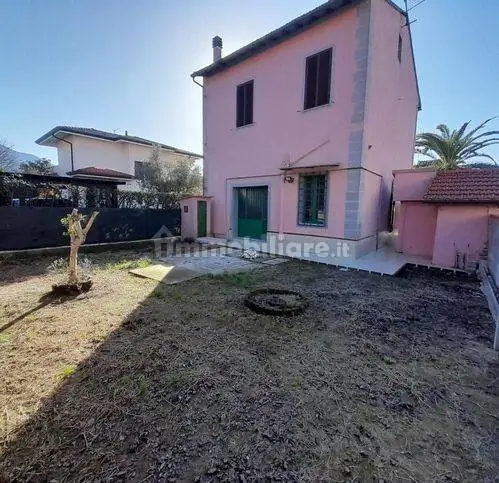 Villa in vendita a San Giuliano Terme