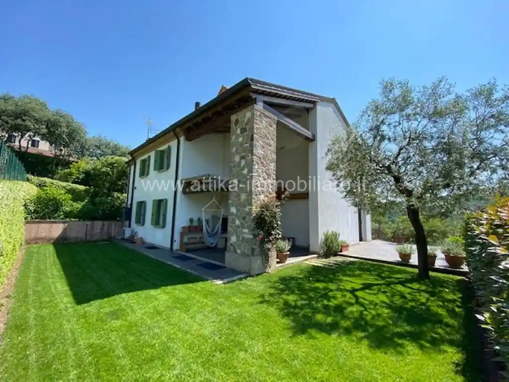 Villa in vendita a Baone