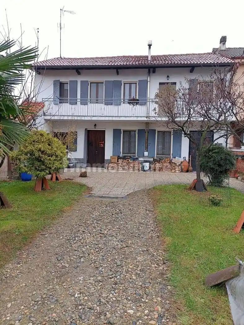 Casa indipendente in vendita a Mortara