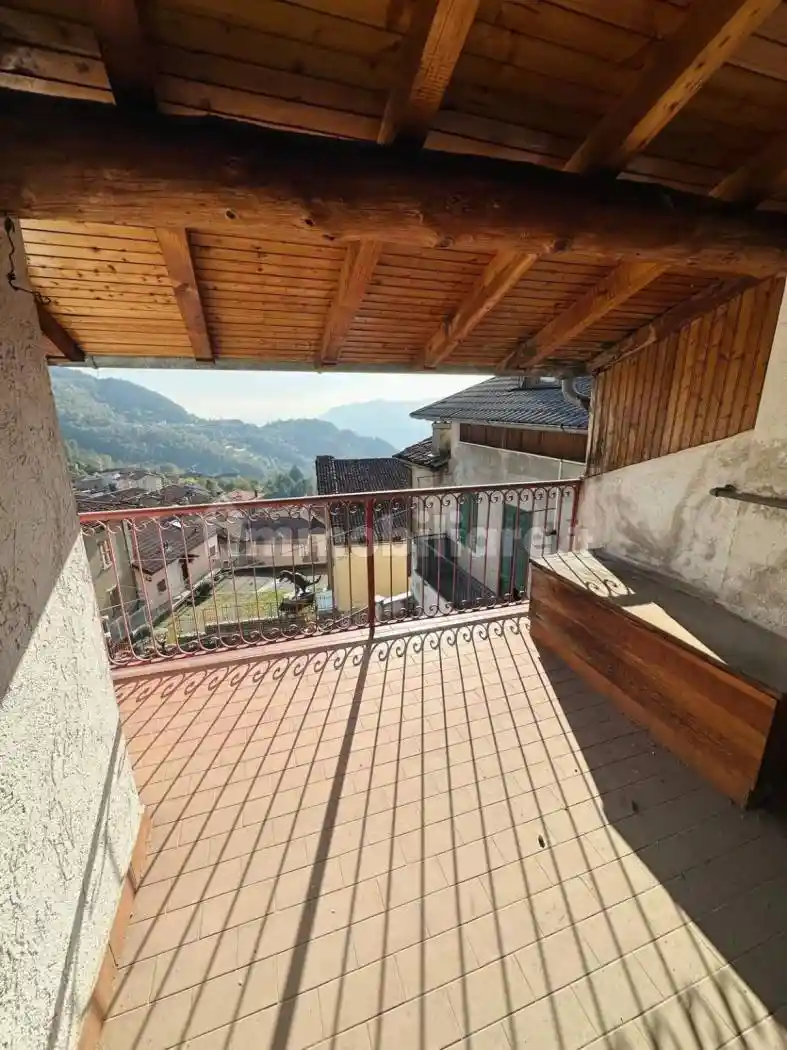 Attico buono stato, 166 m², Centro, Carenno - foto 2