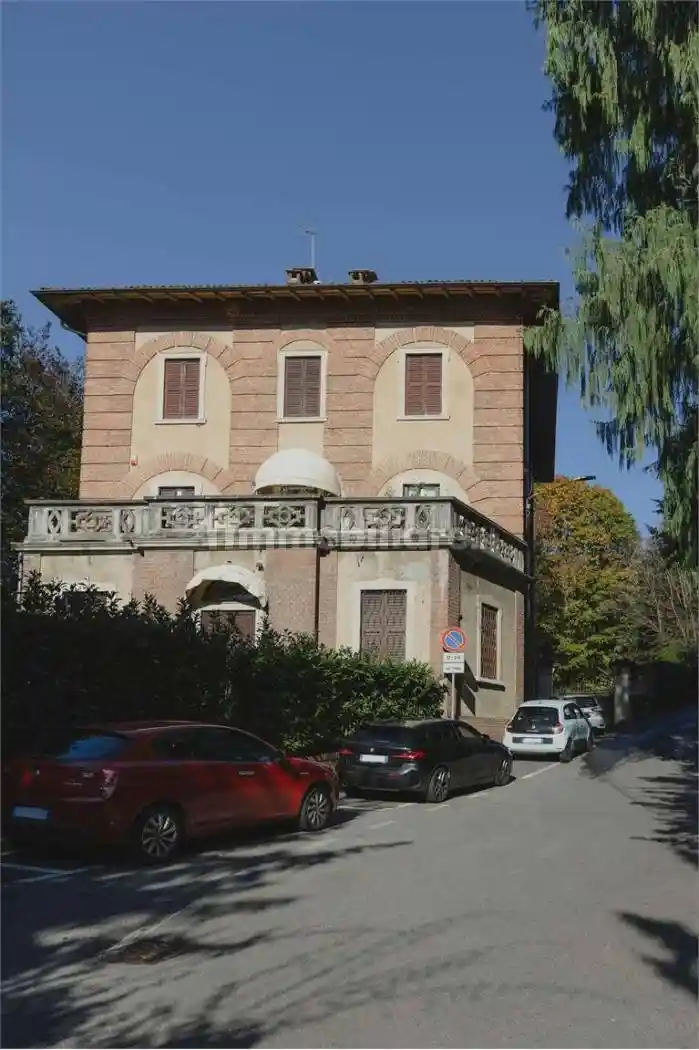 Appartamento in vendita a Varese