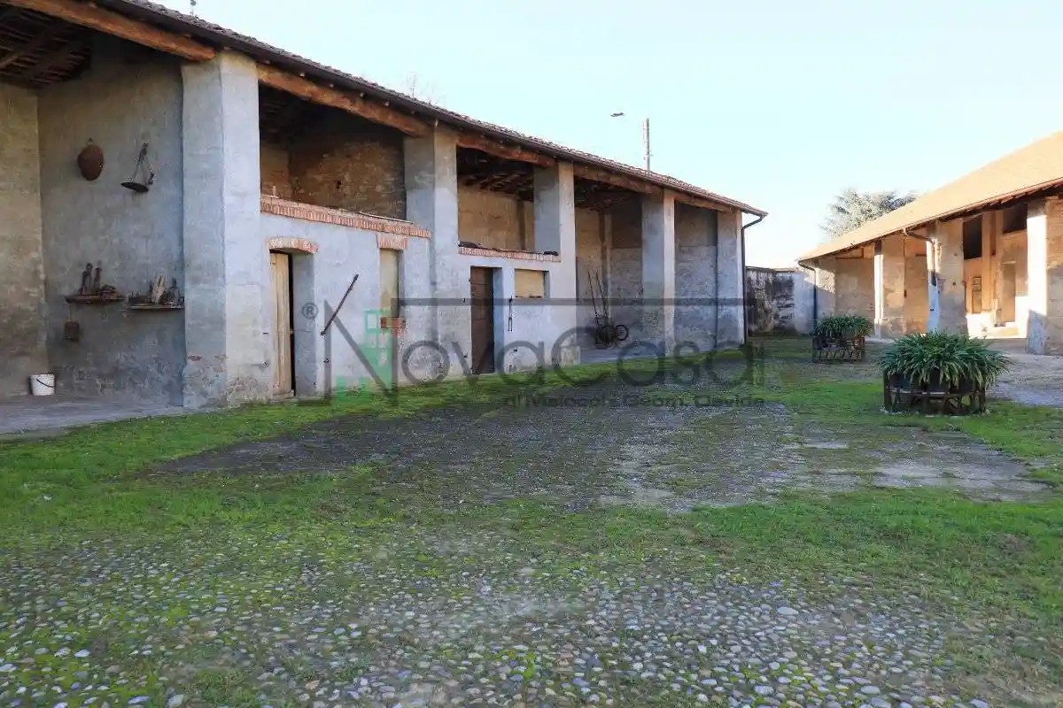 Palazzo - Edificio in Vendita - foto 3