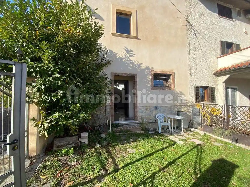 Bilocale via Canale - Vallinsù, 37, Scoppito - foto 2