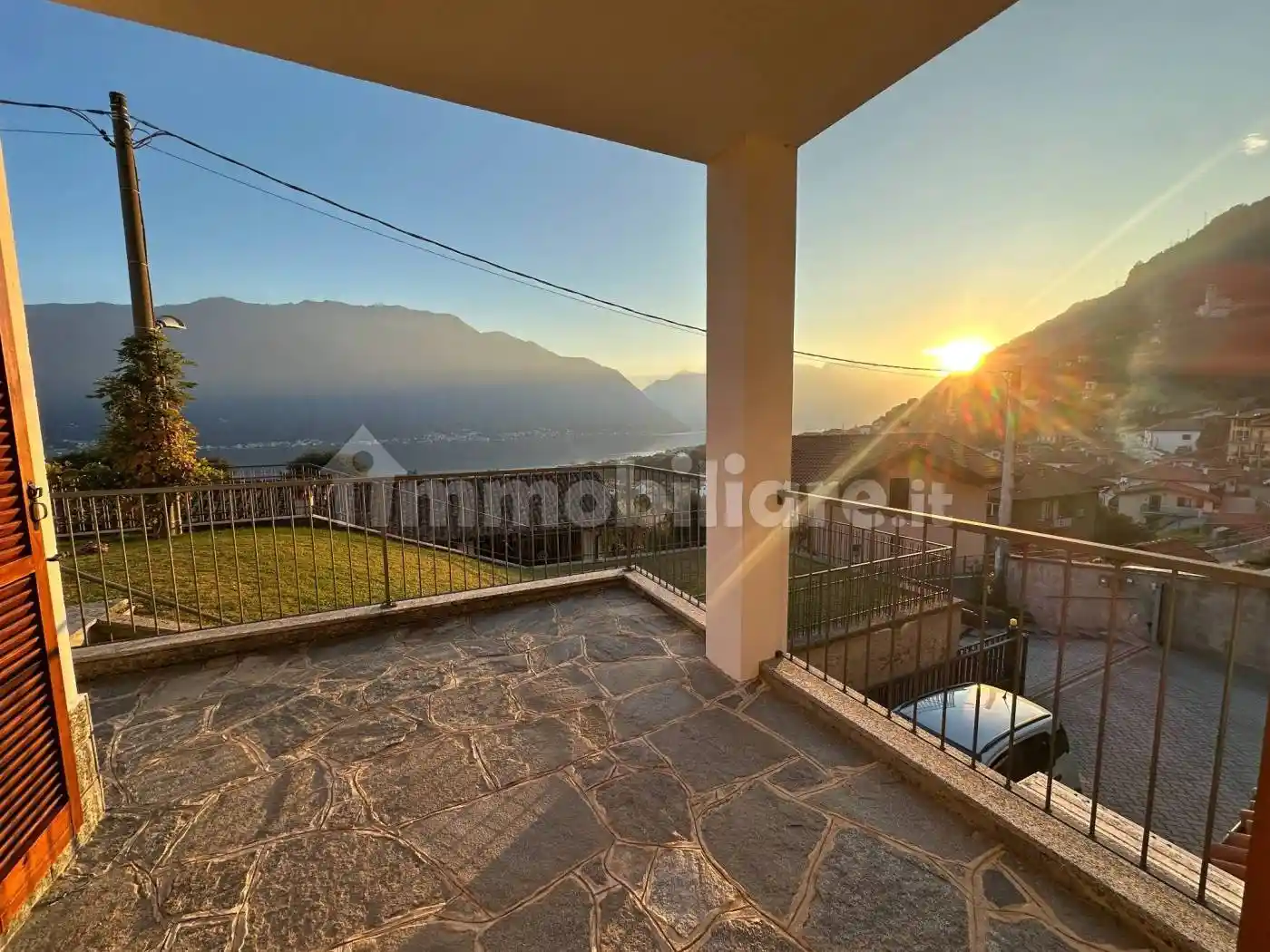 Appartamento in vendita a Tremezzina