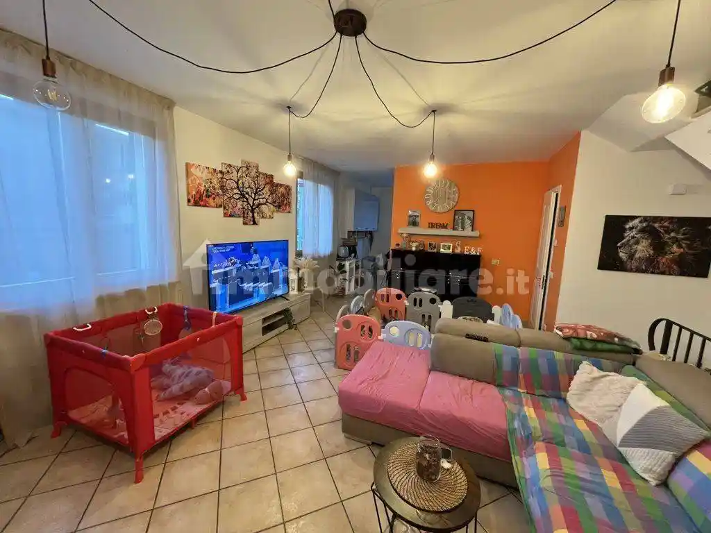 Villetta a schiera in vendita a Massa