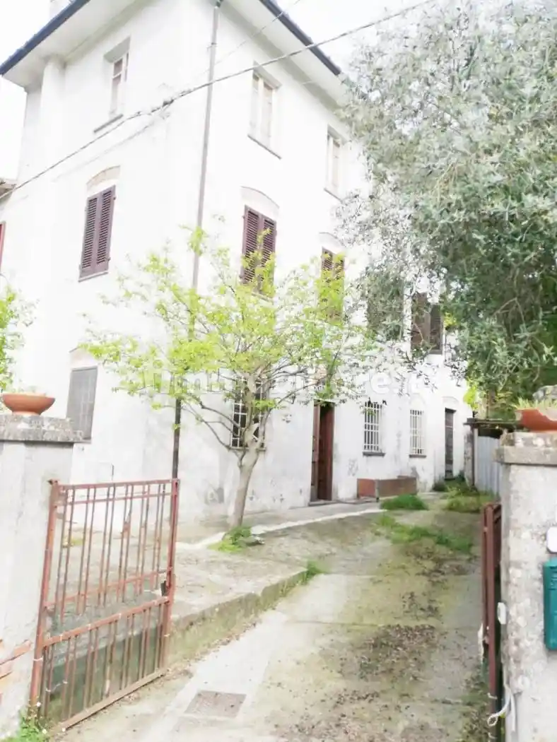 Terratetto unifamiliare 180 m², da ristrutturare, Santa Maria del Giudice, Lucca - foto 2