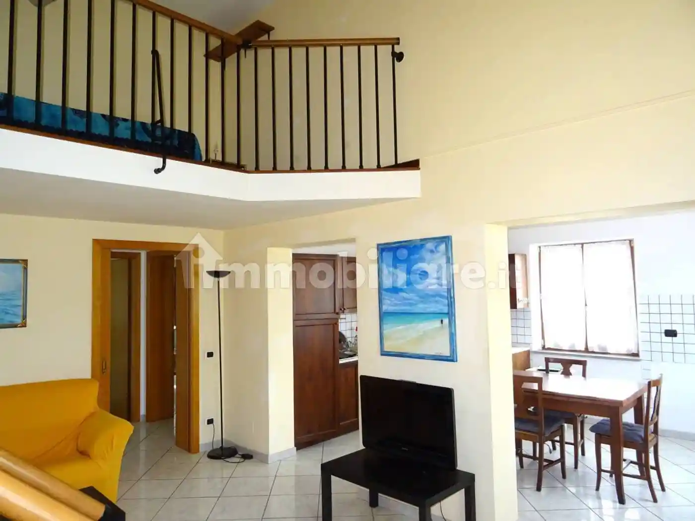 Appartamento in vendita a Falconara Marittima