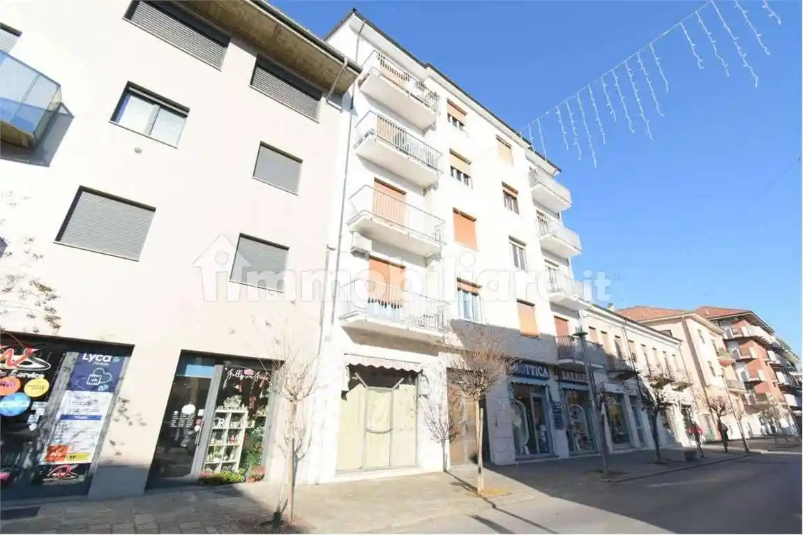 Appartamento in vendita a Alba
