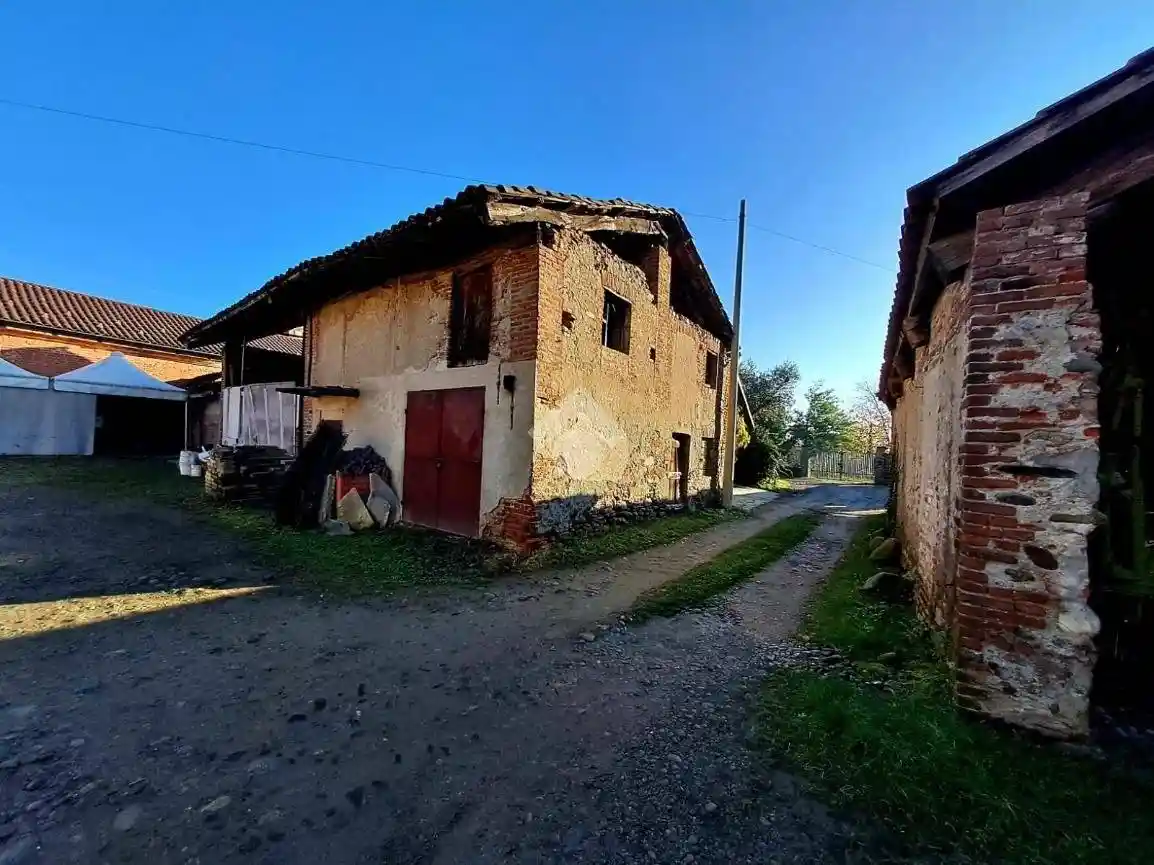 Rustico - Casale in vendita a Ciriè