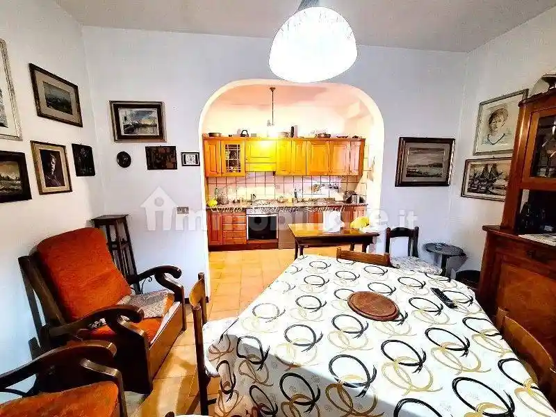 Casa indipendente in vendita a Viareggio