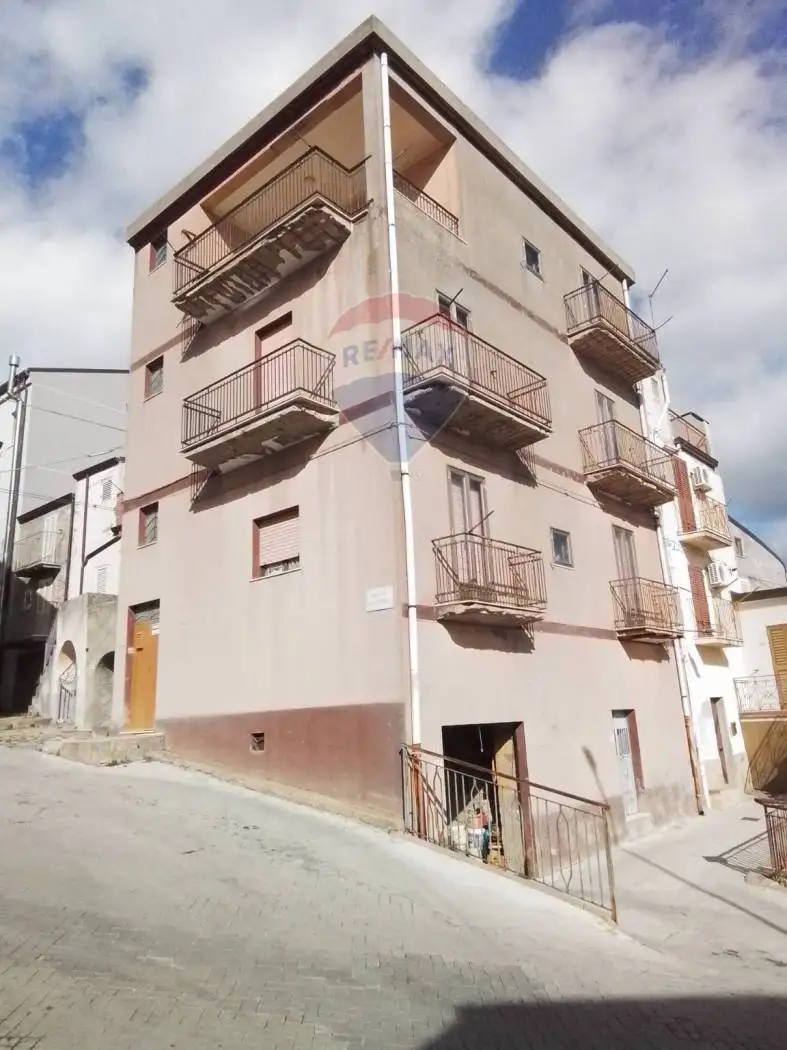 Casa indipendente in vendita a Cerami