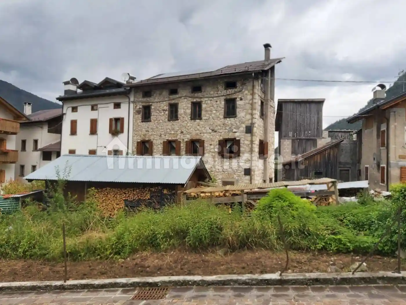 Palazzo - Edificio in vendita a Perarolo di Cadore