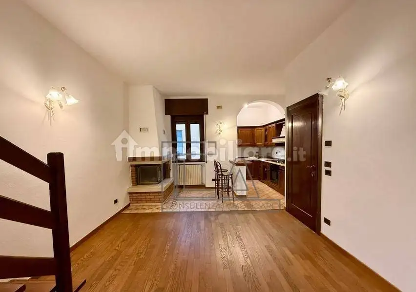 Trilocale via Andrea Appiani, Centro, Bosisio Parini - foto 2