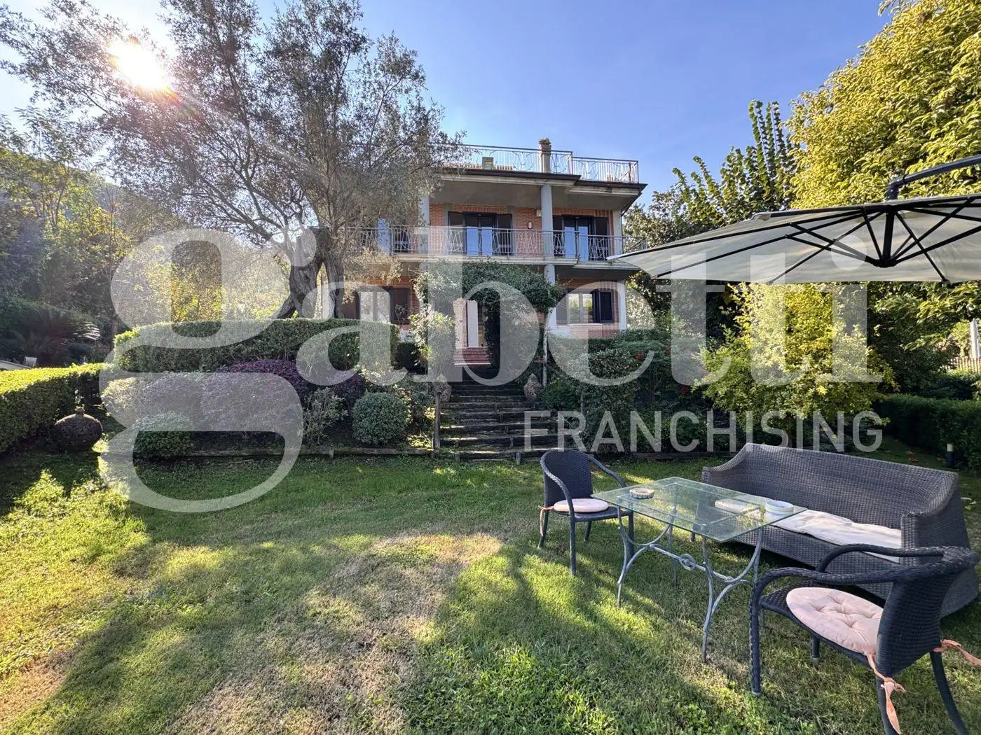 Villa in vendita a Salerno