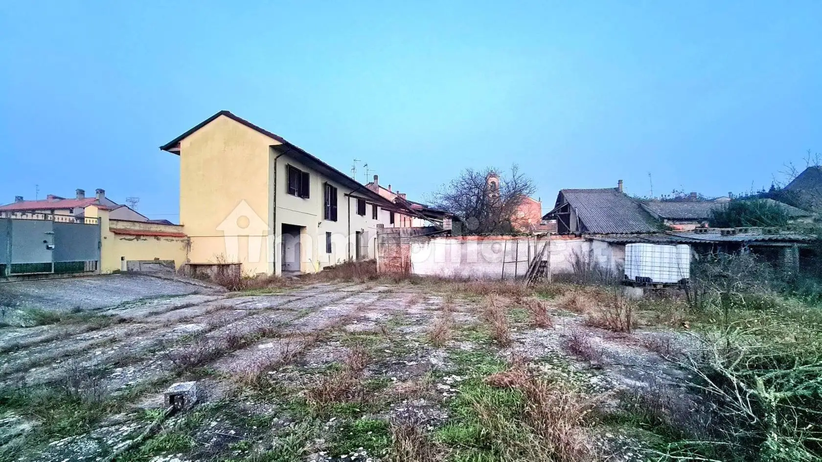 Casa indipendente in vendita a Gambarana