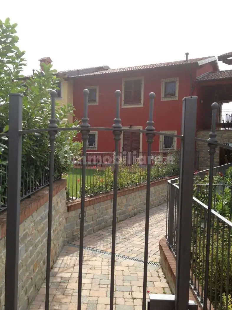 Appartamento in vendita a Capriata d'Orba