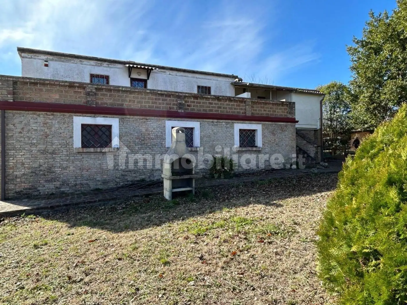 Casa indipendente in vendita a Loreto Aprutino