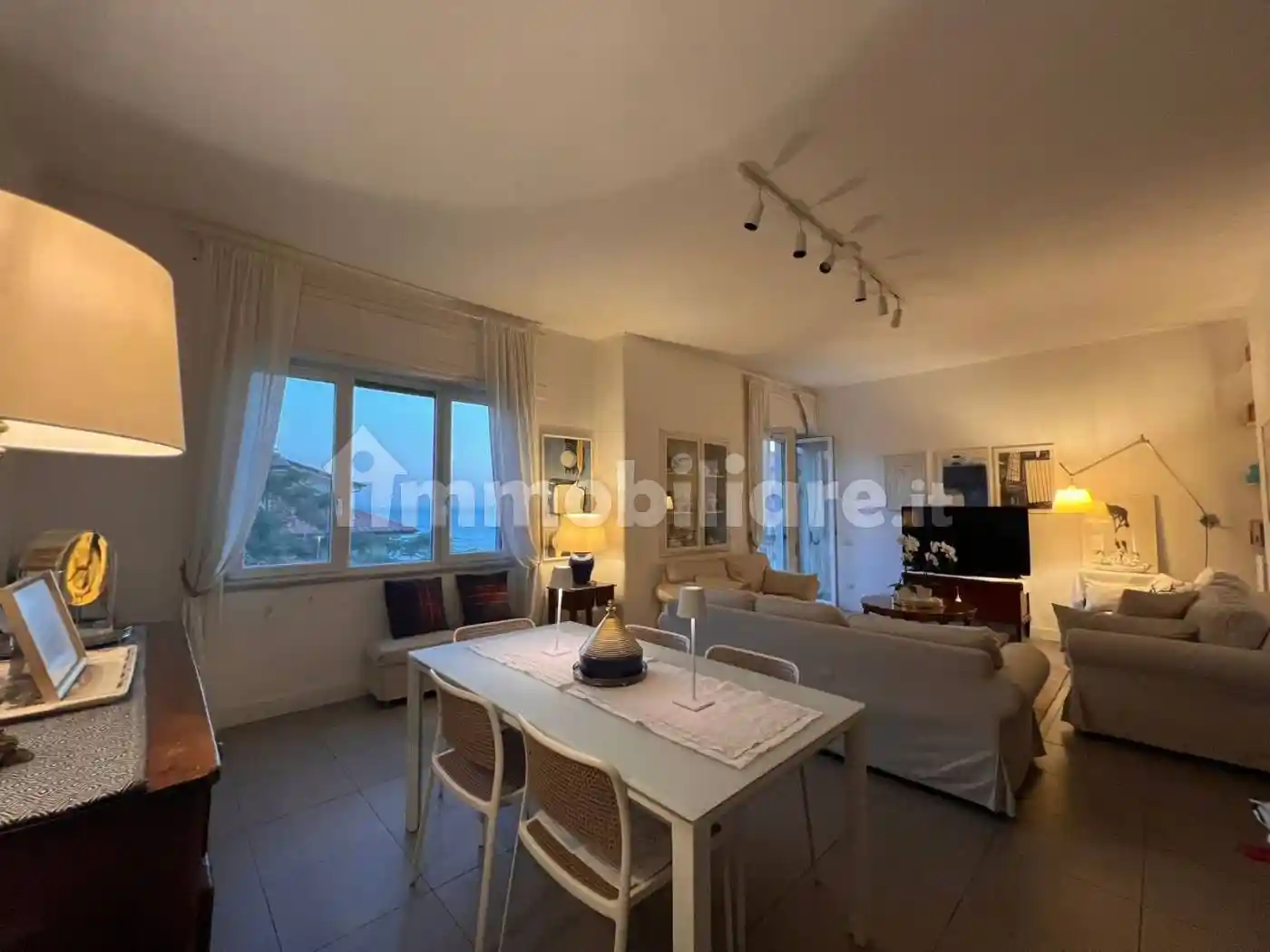 Quadrilocale Lungomare Guglielmo Marconi, Torrione, Salerno - foto 2