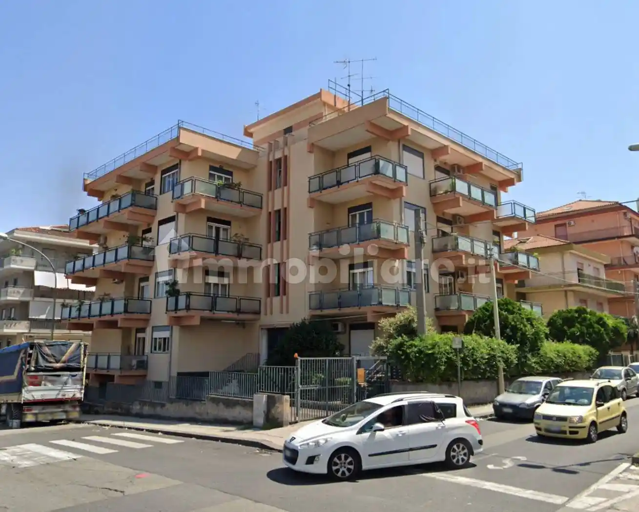 Appartamento in vendita a Giarre