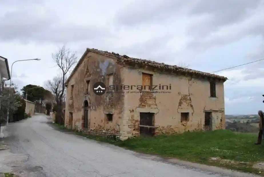Rustico - Casale in vendita a Terre Roveresche