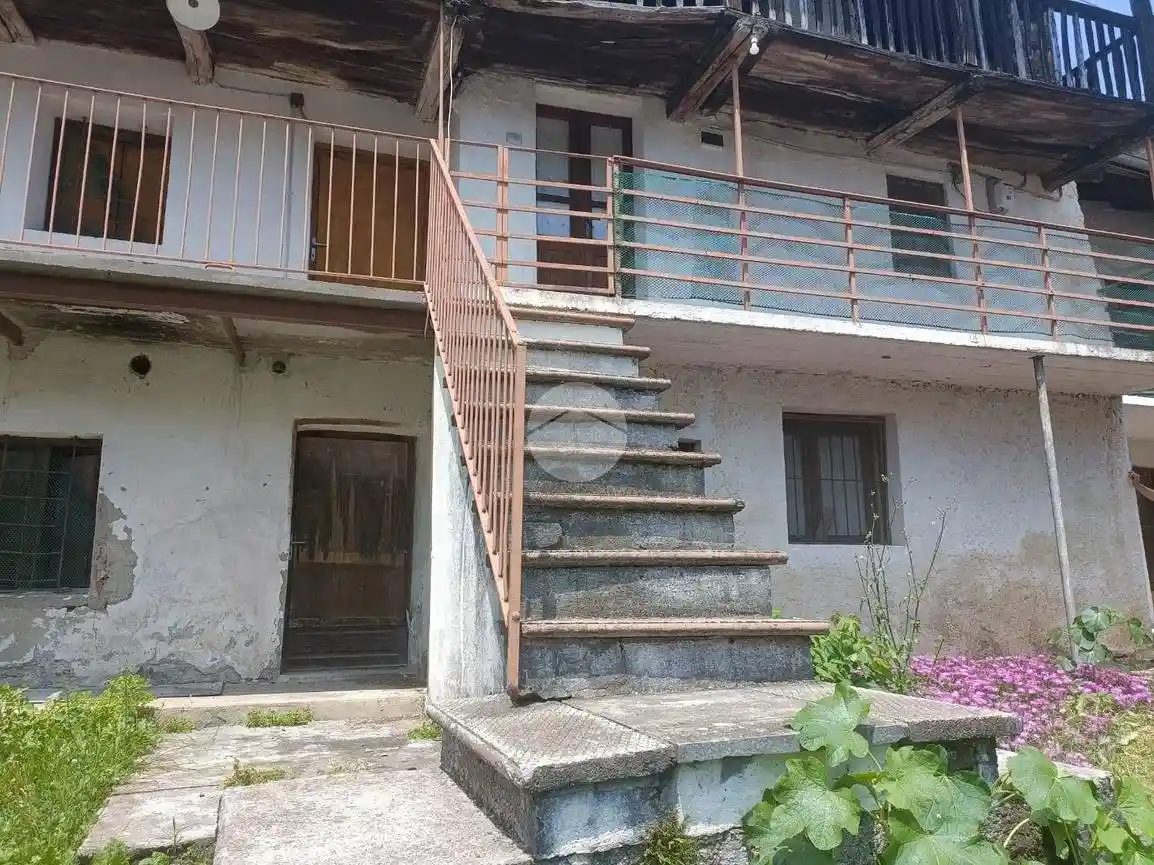 Casa indipendente in vendita a Giaveno