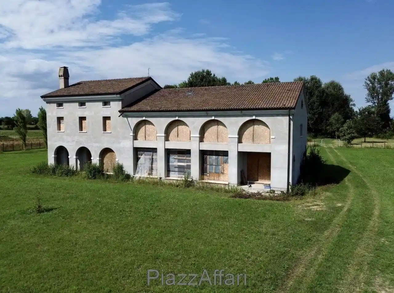 Villa in vendita a Campolongo Maggiore