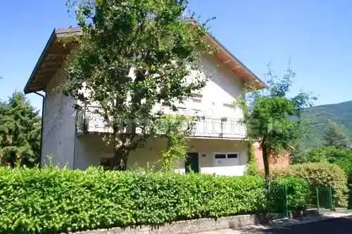 Villa in vendita a Fanano