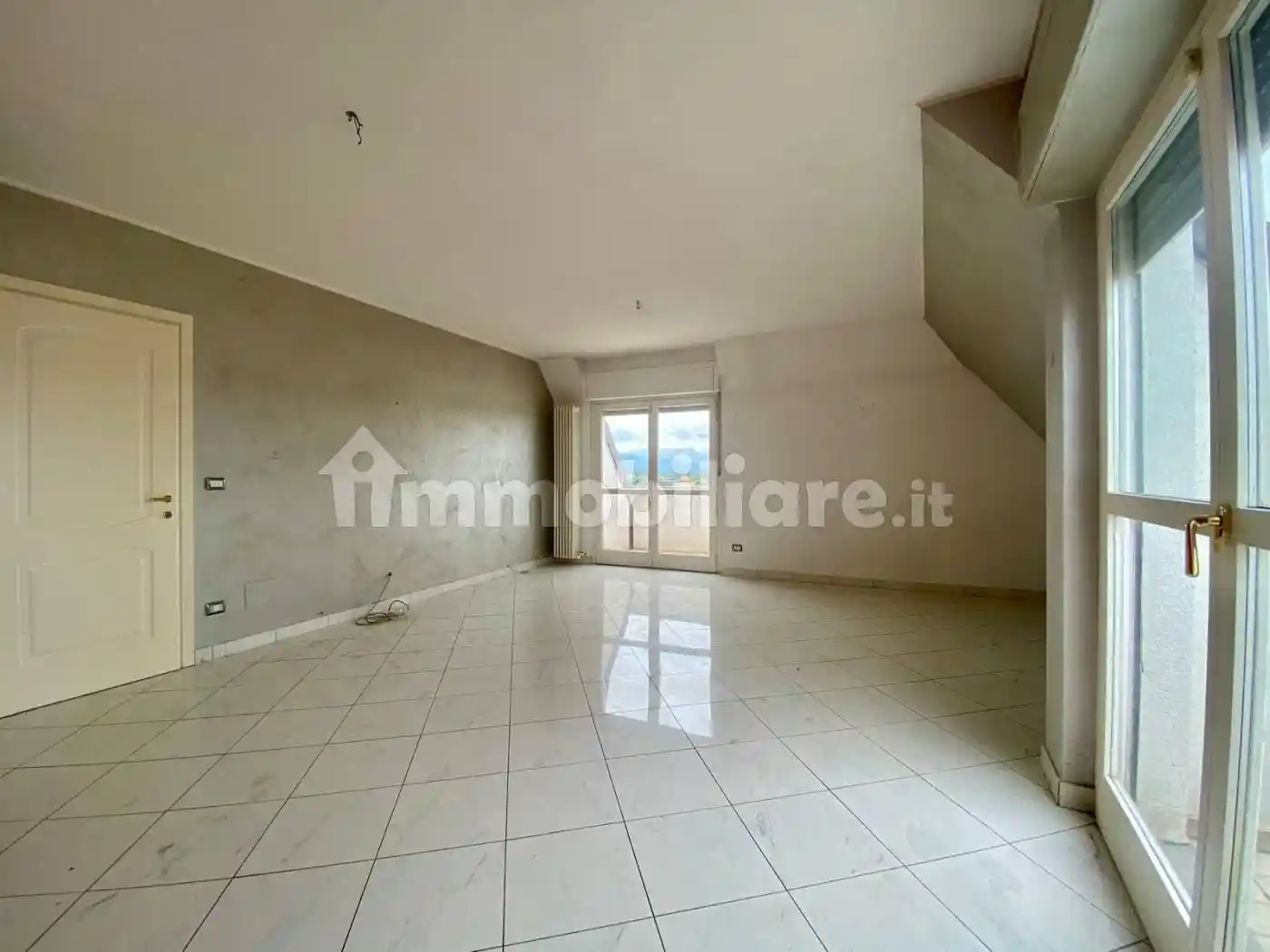 Attico via Caraglio 17, Centro Storico, Cuneo - foto 2