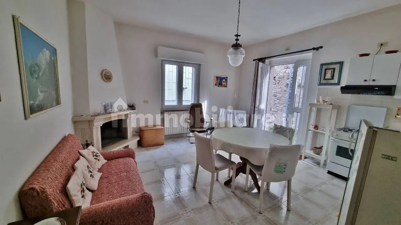 Casa indipendente in vendita a Sturno