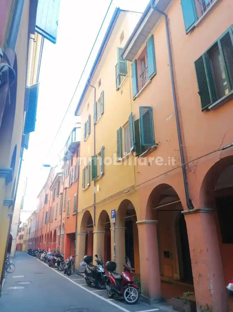Appartamento in affitto a Bologna