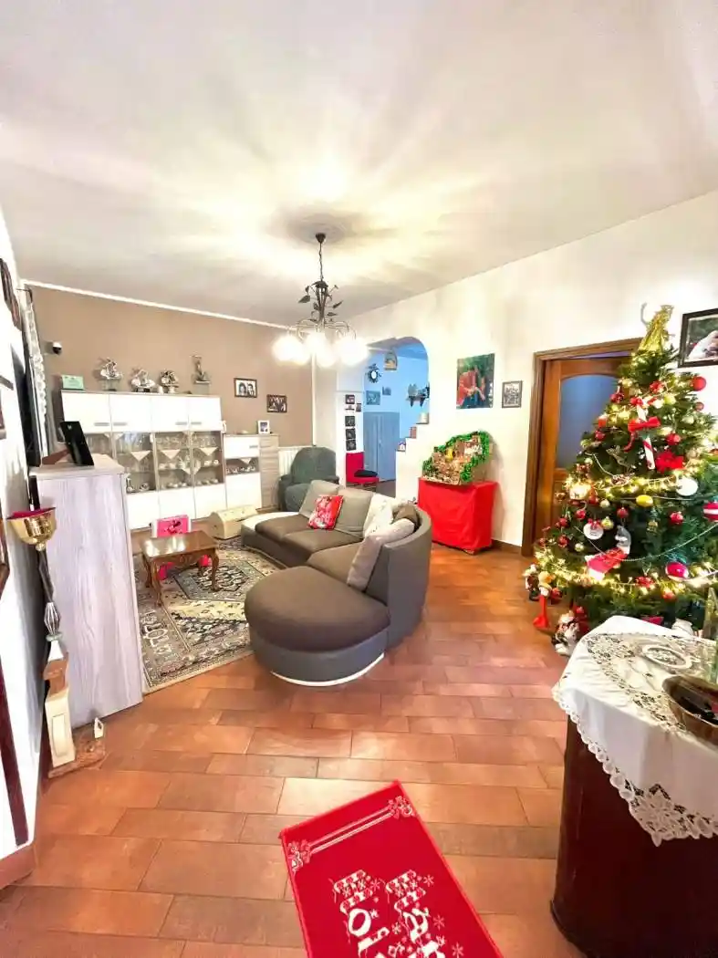 Casa indipendente - foto 2