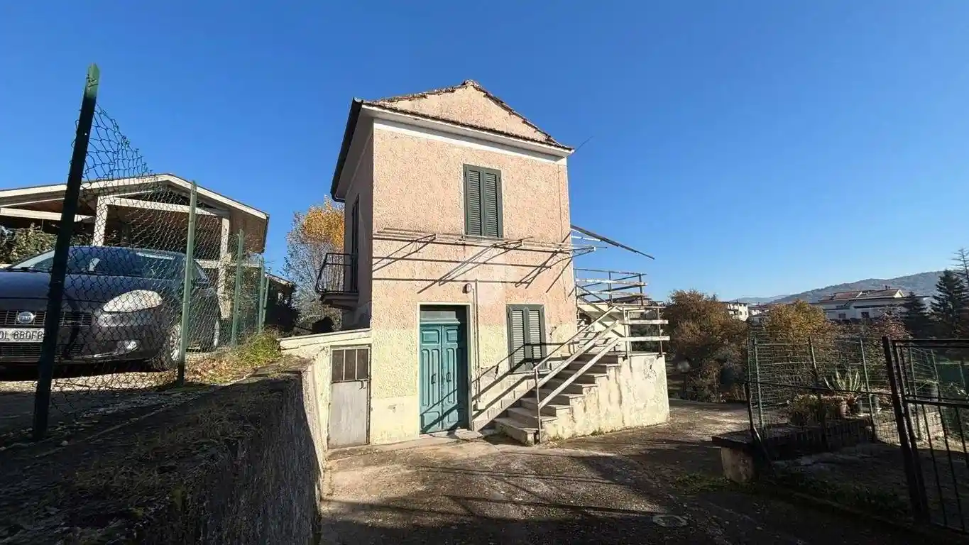 Casa indipendente in vendita a Monte San Giovanni Campano