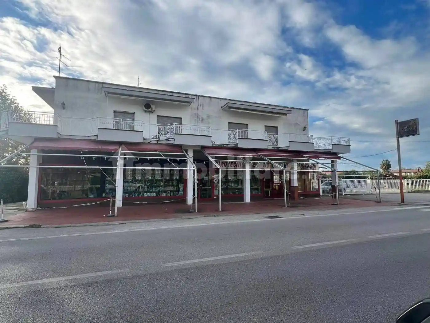 Palazzo - Edificio in vendita a Capaccio Paestum
