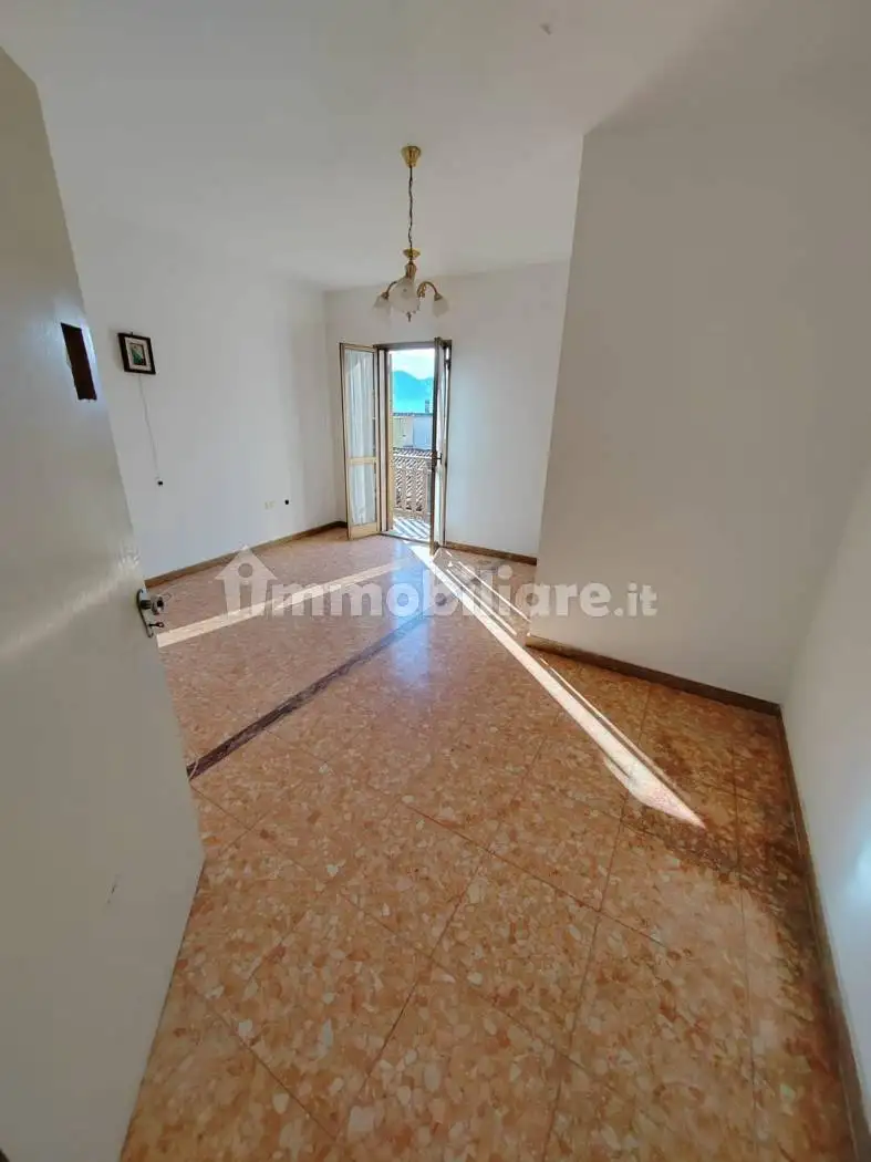 Casa indipendente in vendita a Vallecorsa