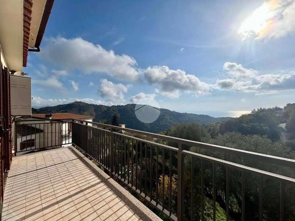 Appartamento in vendita a Santa Marina