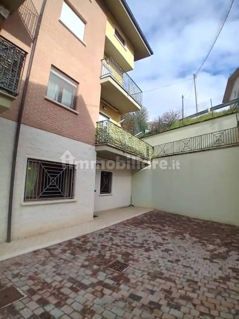 Trilocale via Antica Arischia 209, Pettino - Cansatessa, L'Aquila - foto 3