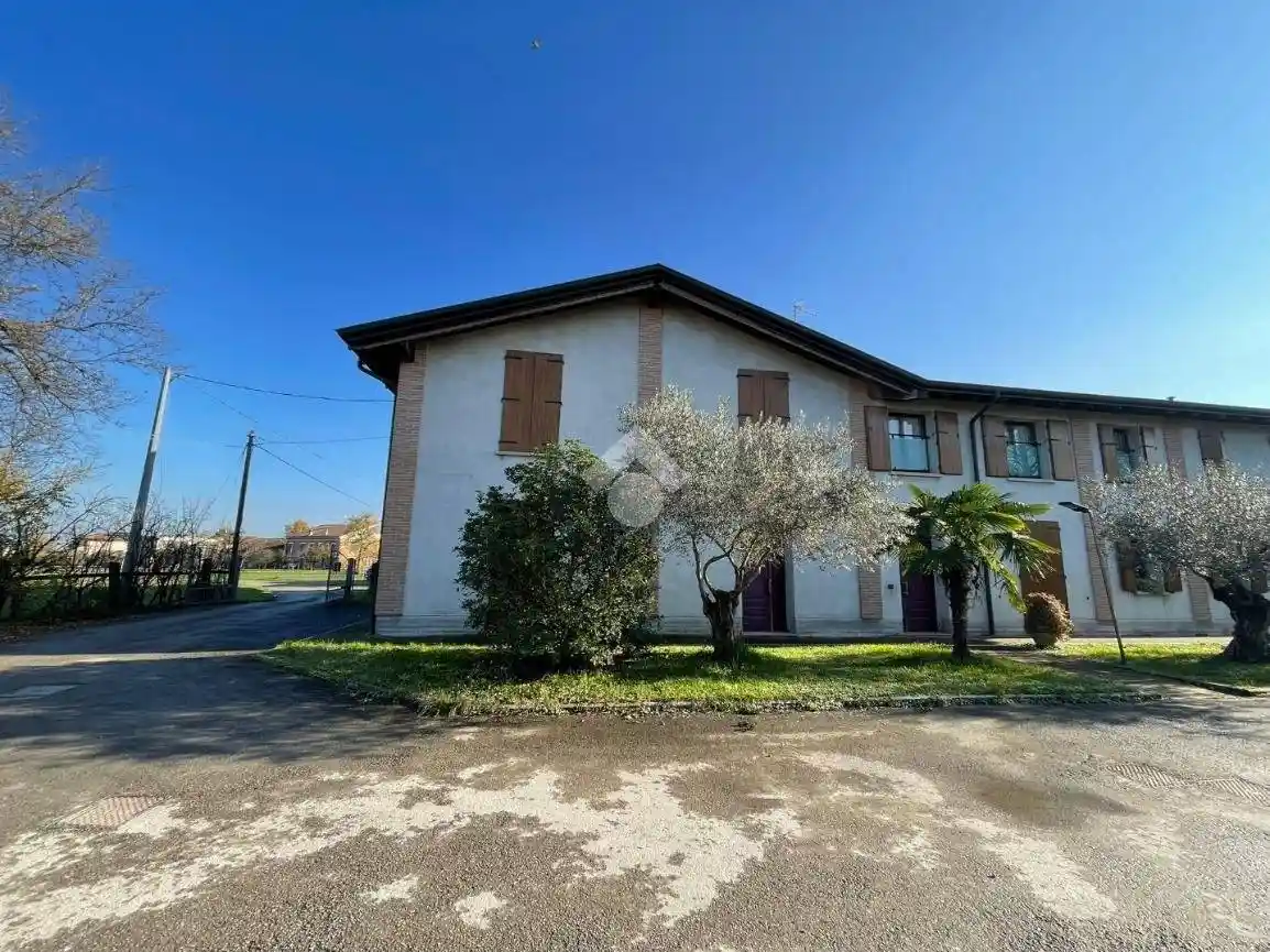 Villa in vendita a Reggio Emilia