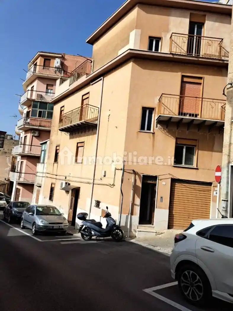 Palazzo - Edificio in vendita a Termini Imerese
