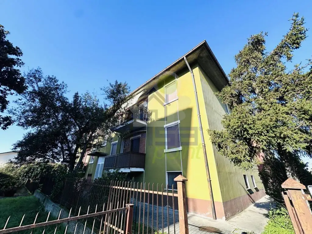 Appartamento in vendita a Linarolo