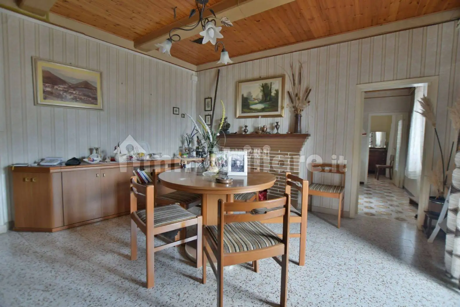 Appartamento in vendita a Serrapetrona