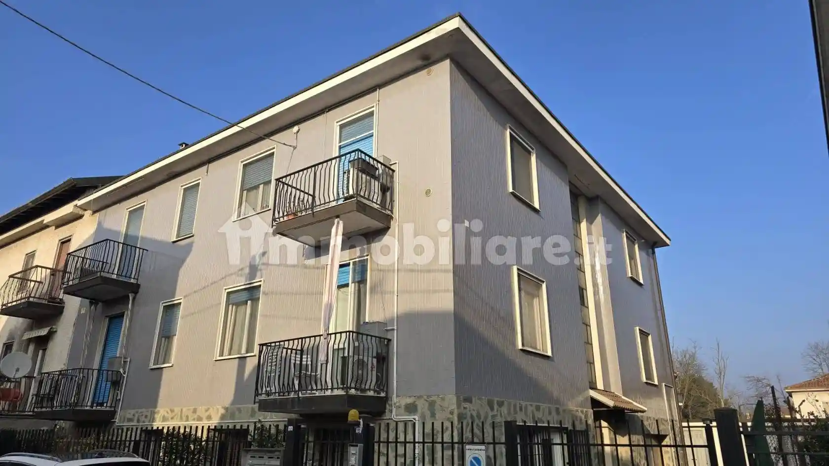 Appartamento in vendita a Lacchiarella