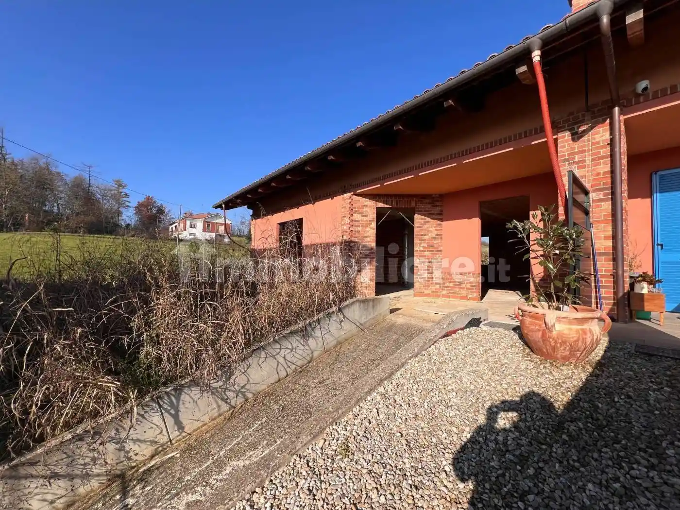 Villa in vendita a San Damiano d'Asti