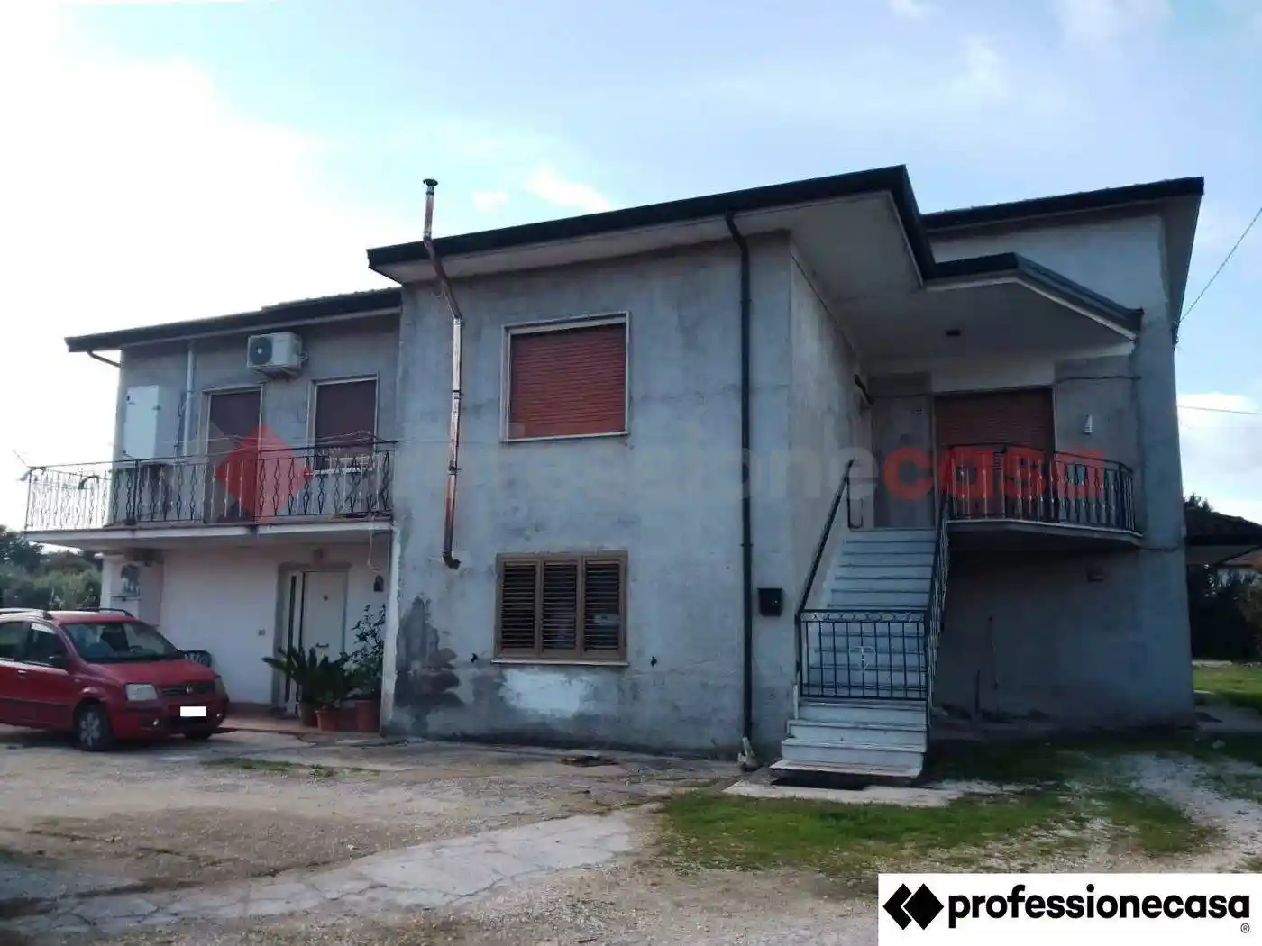 Villa in vendita a Cervaro