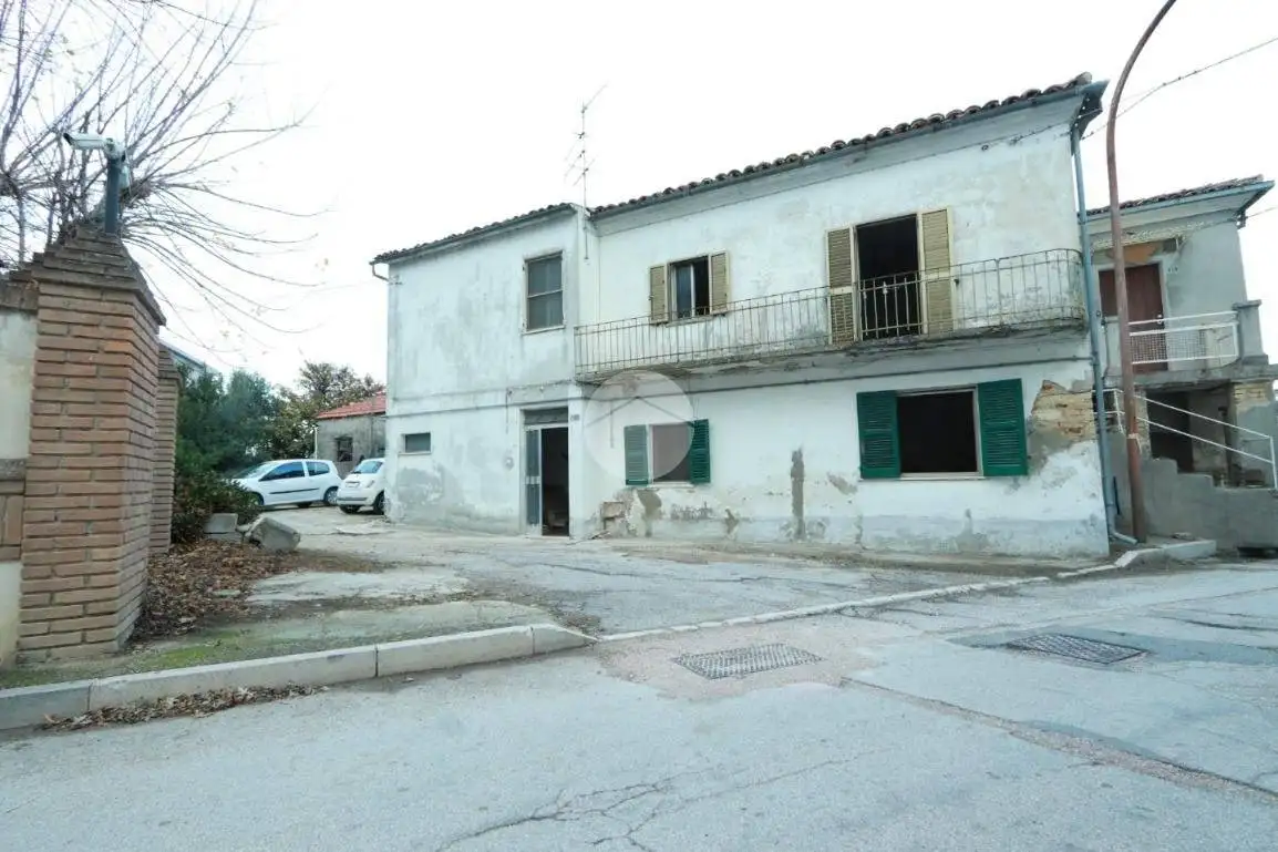 Rustico - Casale in vendita a Torrevecchia Teatina