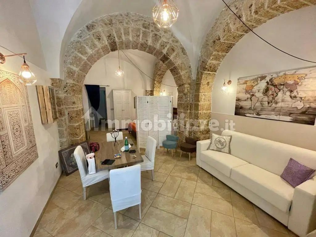 Appartamento in affitto a Noto