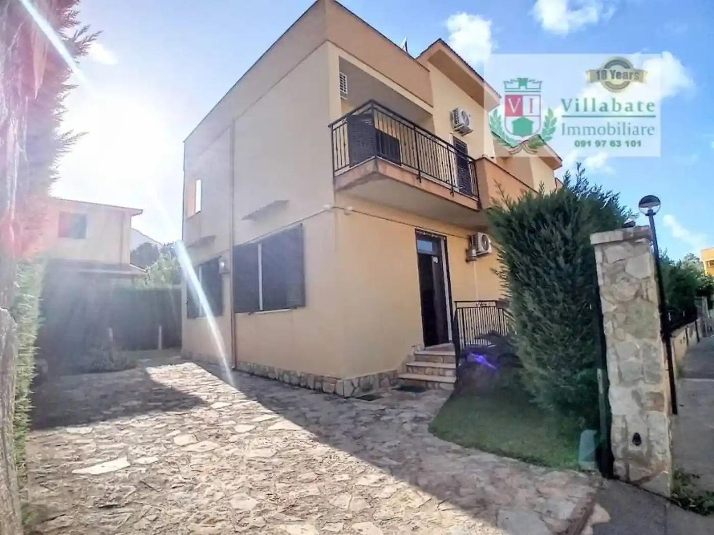 Villa in vendita a Altavilla Milicia
