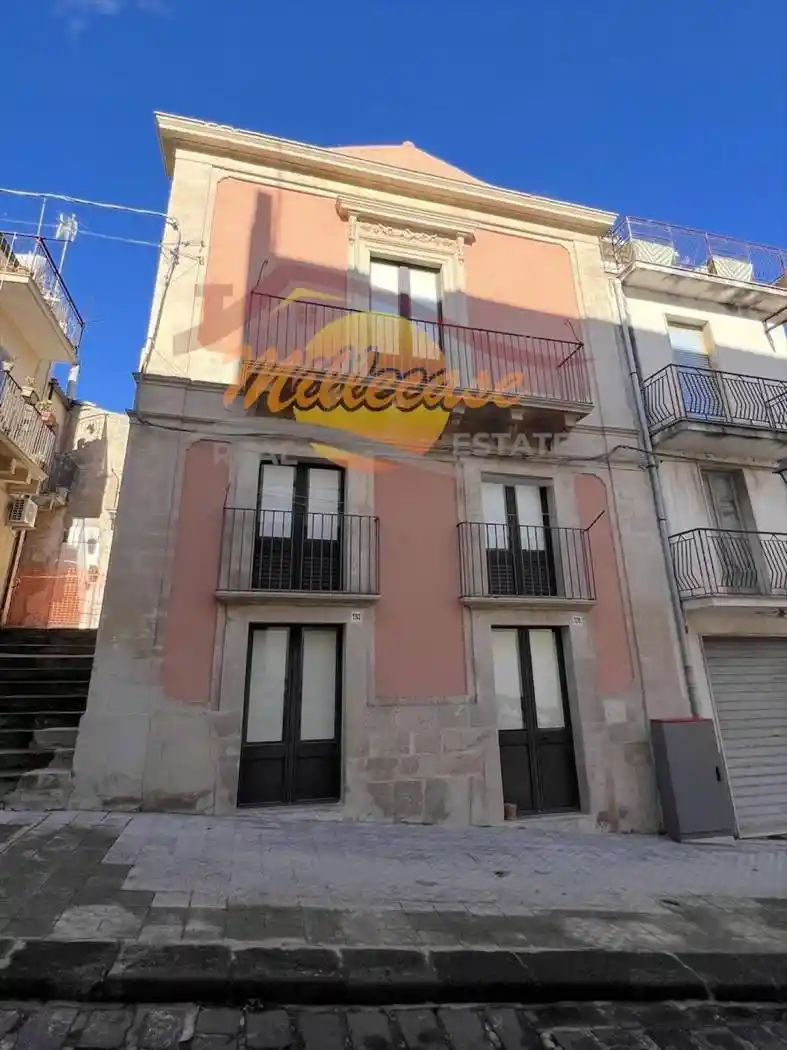 Casa indipendente in vendita a Palazzolo Acreide