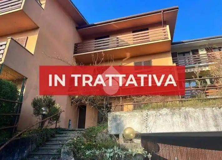 Villetta a schiera in vendita a Alzano Lombardo