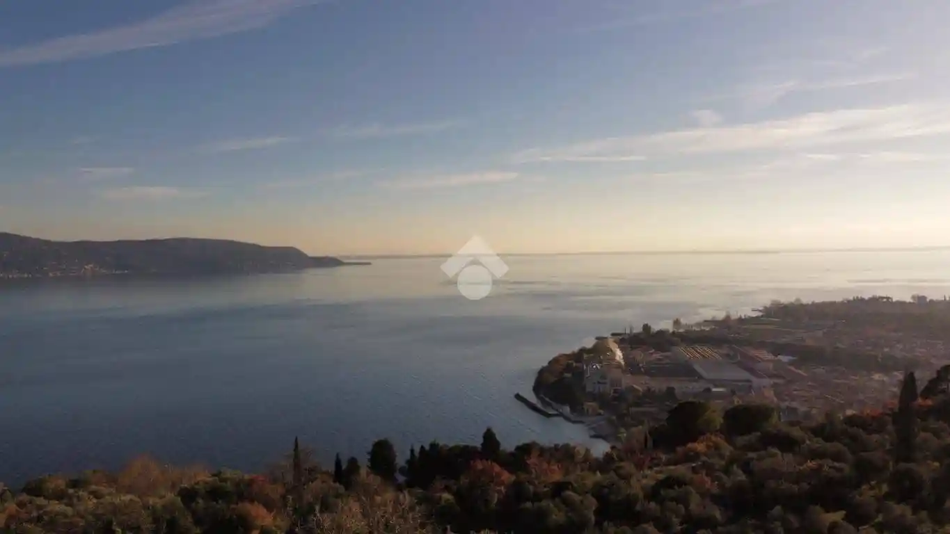 Casa indipendente in vendita a Toscolano-Maderno